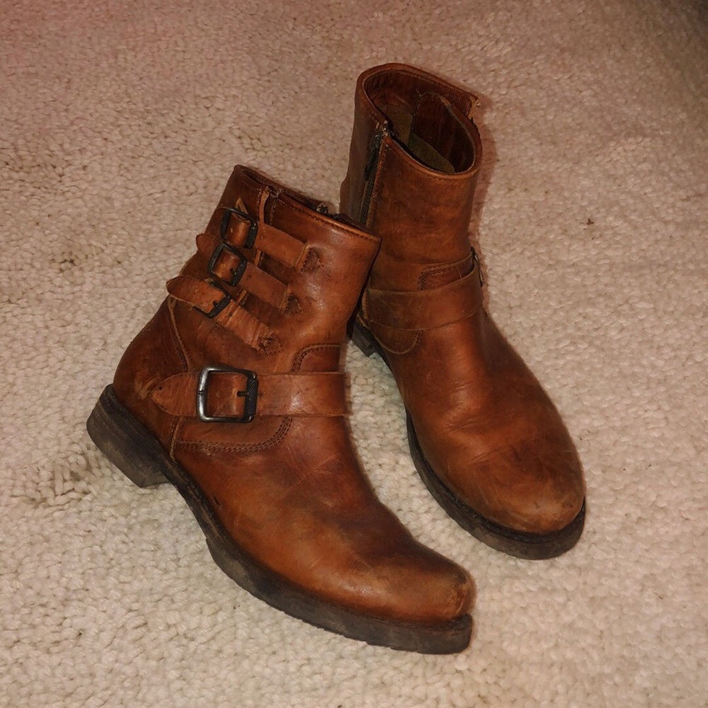 Short Frye boots